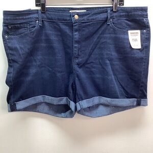 Signature by Levi Strauss Size 24 Plus Dark Blue Mid Rise Jean Shorts. New W/Tag